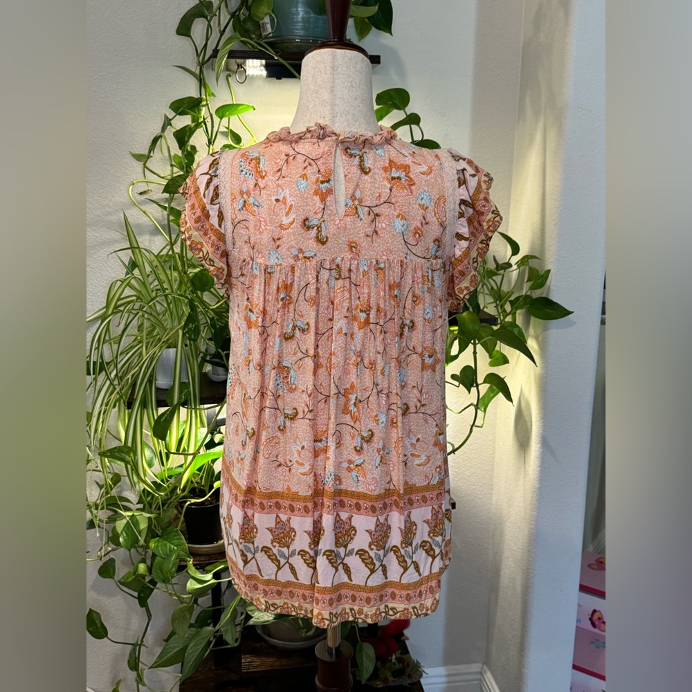 In Bloom Peach and Coral Patterned Blouse - Picture 5 of 11